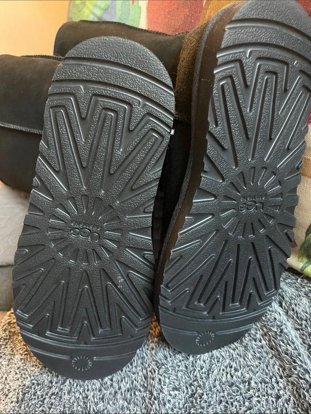 UGG new without